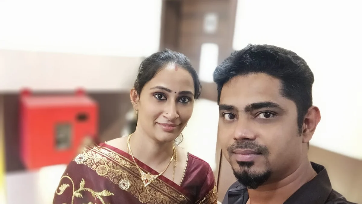 எல்.இ.டி பல்பு தம்பதி