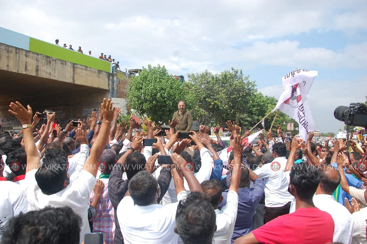 கமல்ஹாசனுக்கு குமரி எல்லையில் வரவேற்பு