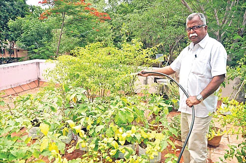 உதயகுமார்