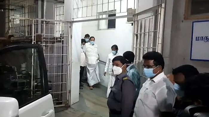 மருத்துவமனையில் துரைமுருகன்