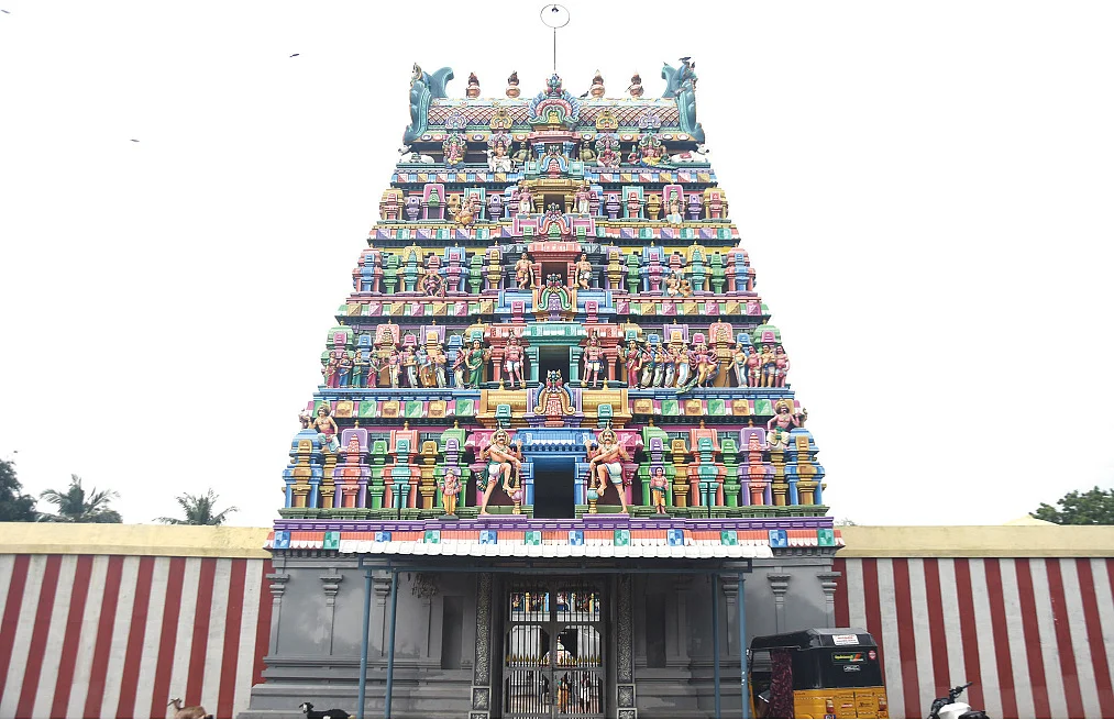 வழிகாட்டுவார் ஈசன் வரம் அருள்வாள் அம்பிகை!