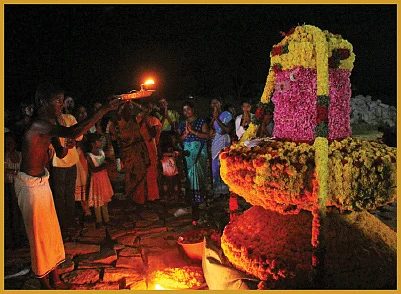 தீபம் ஏற்றினோம்...