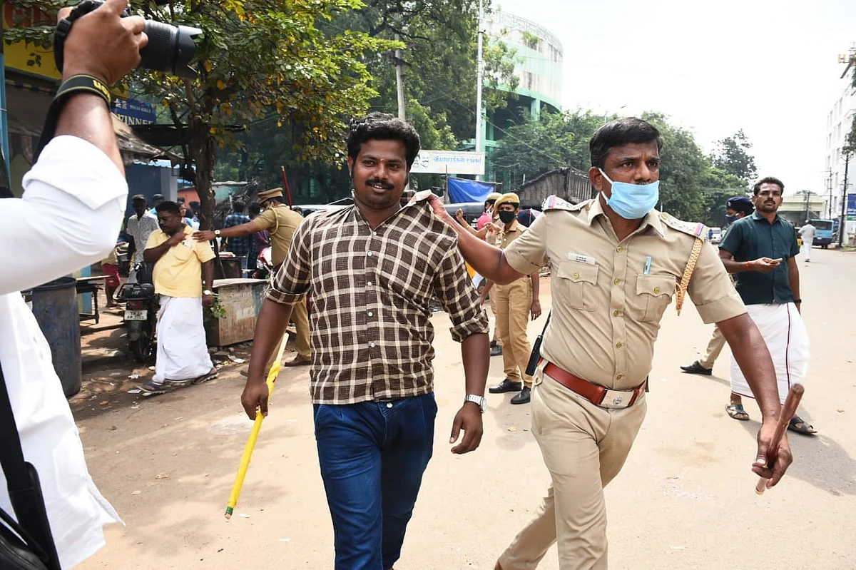 போராட்டத்தில் ஈடுபட்டவர் கைது
