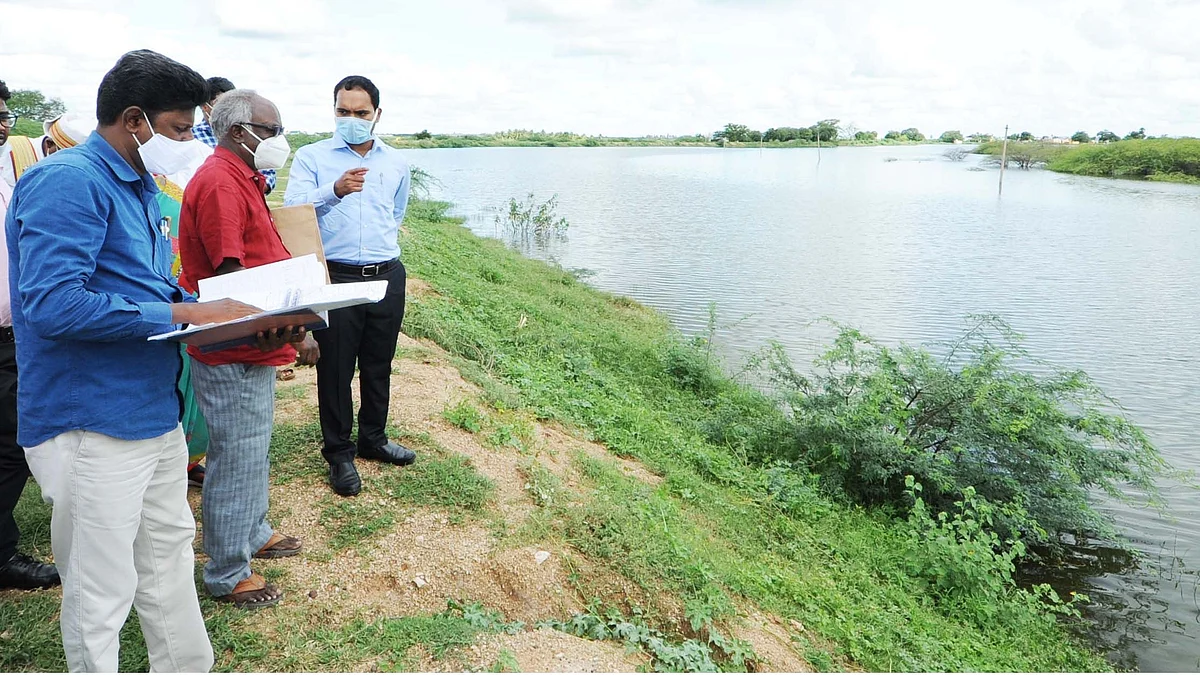 கழுவன் குளம் ஊராட்சியில் ஆட்சியர் ஆய்வு