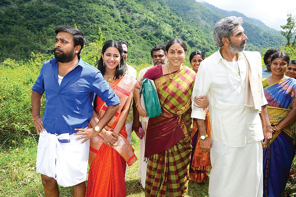 எம்.ஜி.ஆருடன் ‘டவுசர்’ கனி, ‘அன்பளிப்பு’ சசி!
