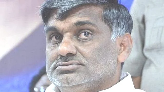 அமைச்சர் வீரமணி