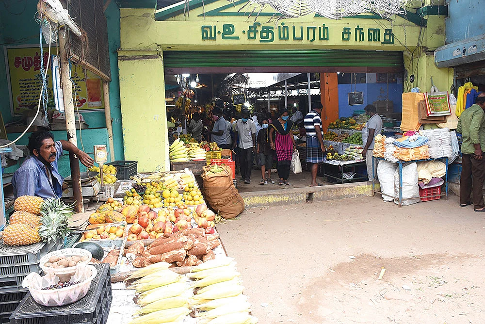 புதிய பகுதி : ஊசி முதல் ஃபர்னிச்சர் வரை தூள் கிளப்பும் தூத்துக்குடி மார்க்கெட்! - உங்கள் ஊர் சந்தை