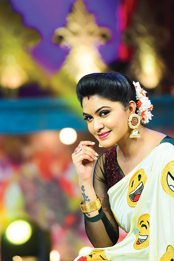 விகடன் TV: “எல்லாமே அனுபவம்தானே!” - தத்துவம் சொல்லும் ரச்சிதா.