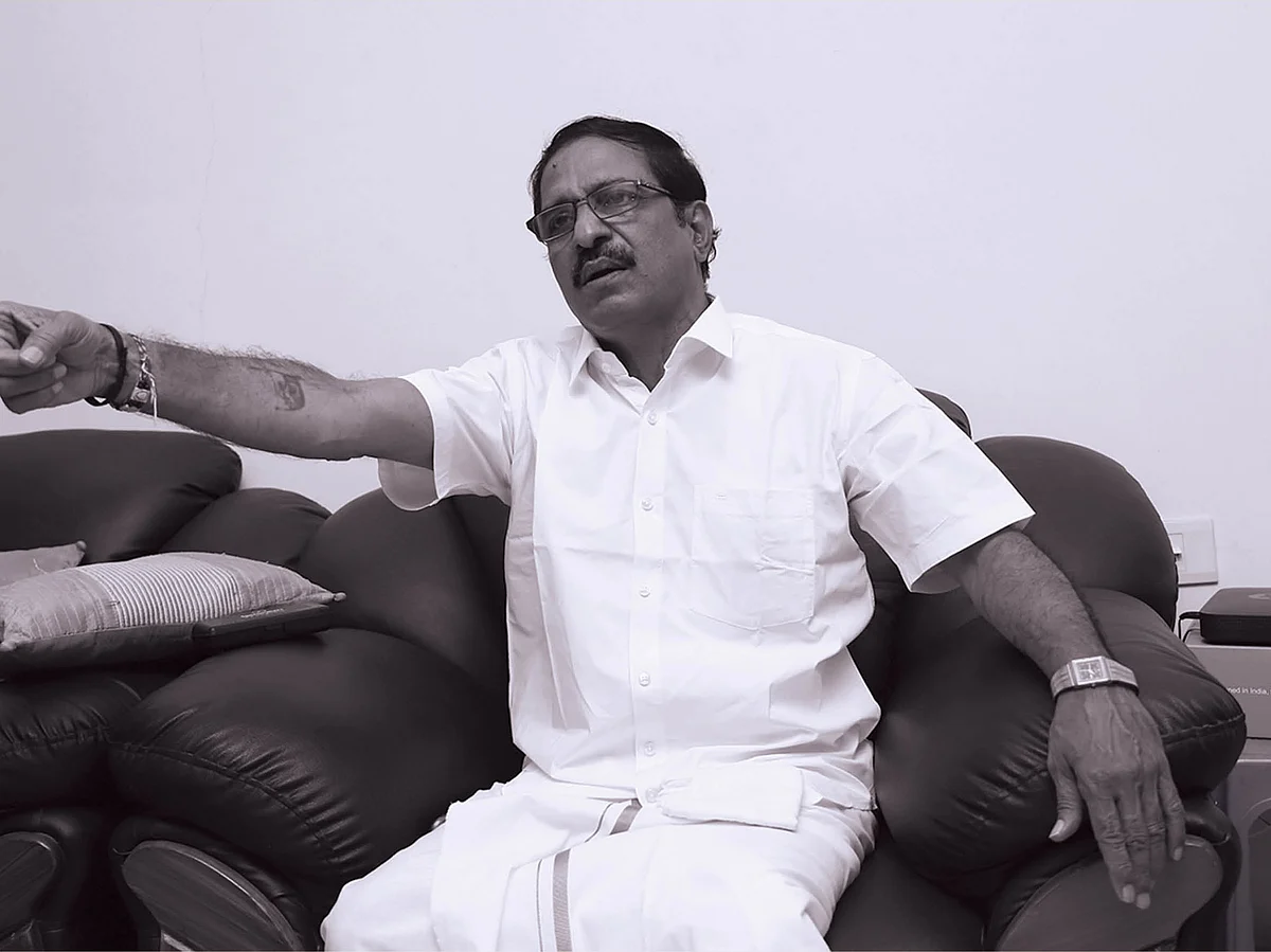 “விஜயகாந்த் மனிதர்... ரஜினி வியாபாரி... கமல் மனசாட்சியற்றவர்!”