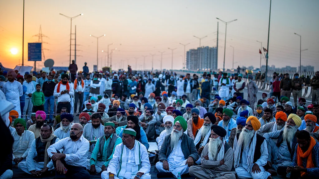 Farmers protest at Delhi-Uttar Pradesh state border