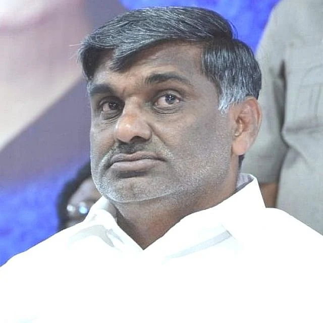 அமைச்சர் வீரமணி
