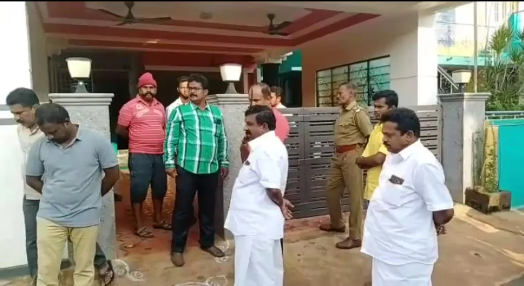 வெடிகுண்டு மிரட்டல்