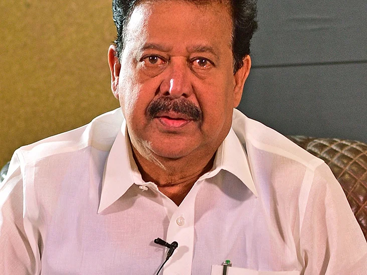 கருணாநிதிக்கு ஒரு பேராசிரியர்... ஸ்டாலினுக்கும் ஒரு`பேராசிரியர்' - பொன்முடியின் அரசியல் பயணம்...
