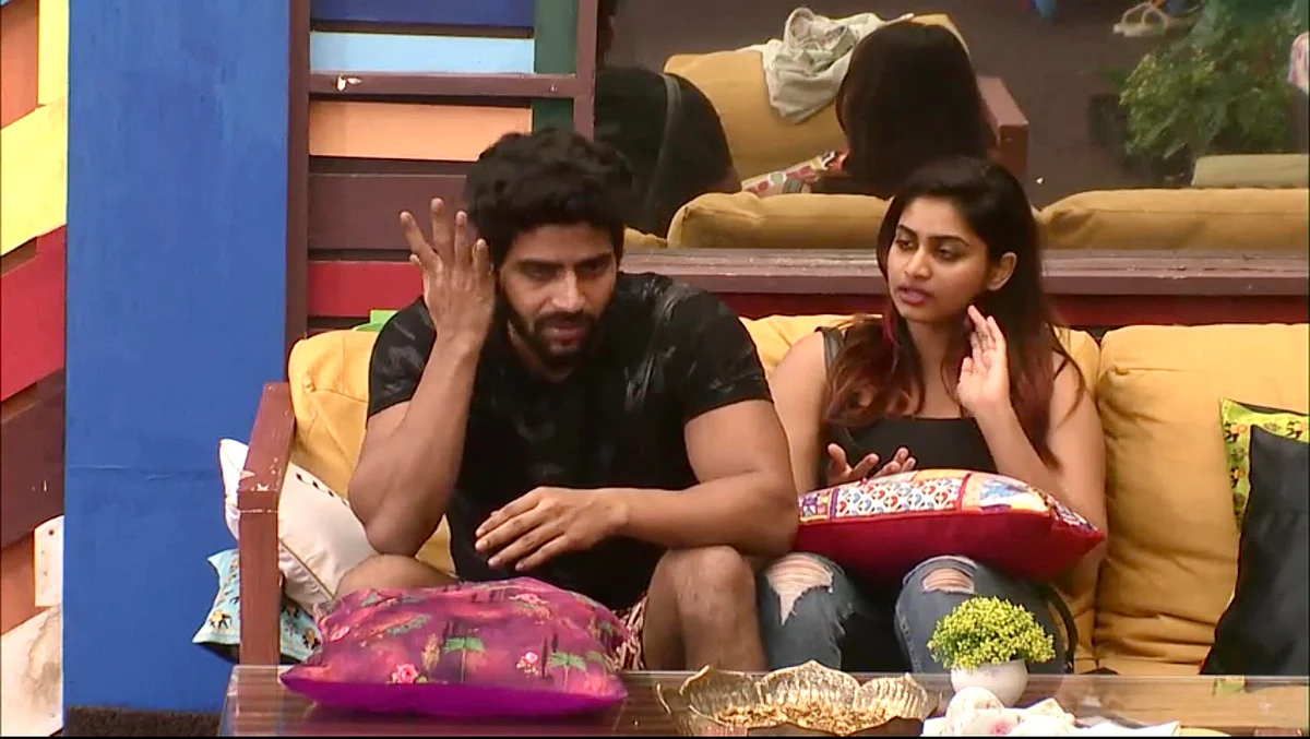 Bigg boss tamil Bala Shivani