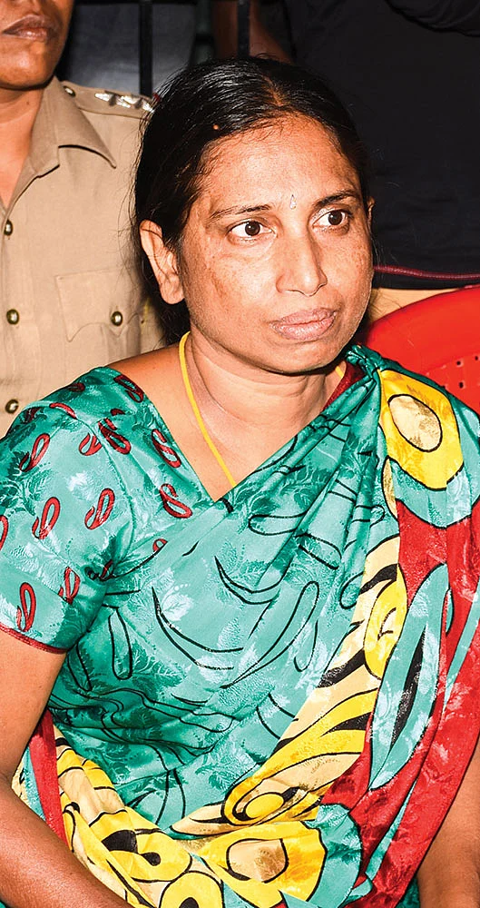“எல்லாருமே வெளியே வந்துடுவாங்கல்ல தம்பி?”.