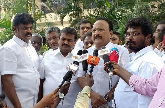கணபதி ராஜ்குமார்