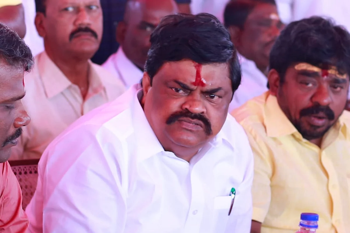 ராஜேந்திர பாலாஜி - ராஜவர்மன்
