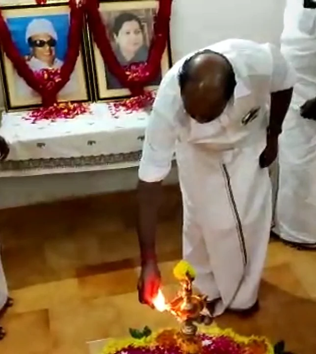 அம்மா கிளினிக் திறப்பு விழாவில் வைத்திலிங்கம்