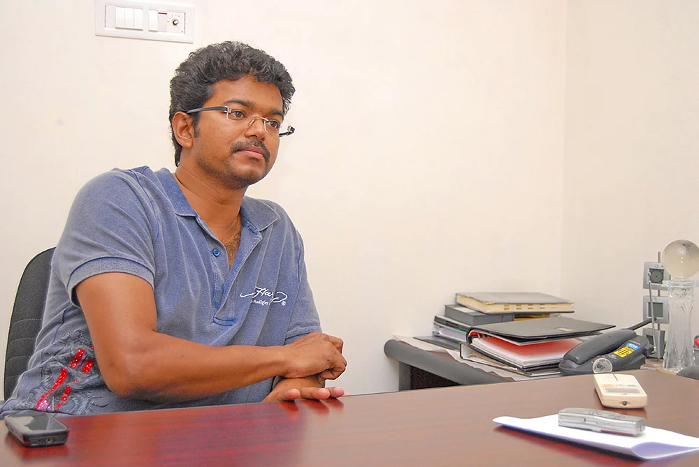 விஜய்