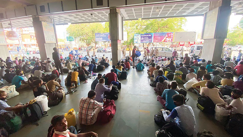 நடந்தவர்க்கு உதவிய நாயகன்!