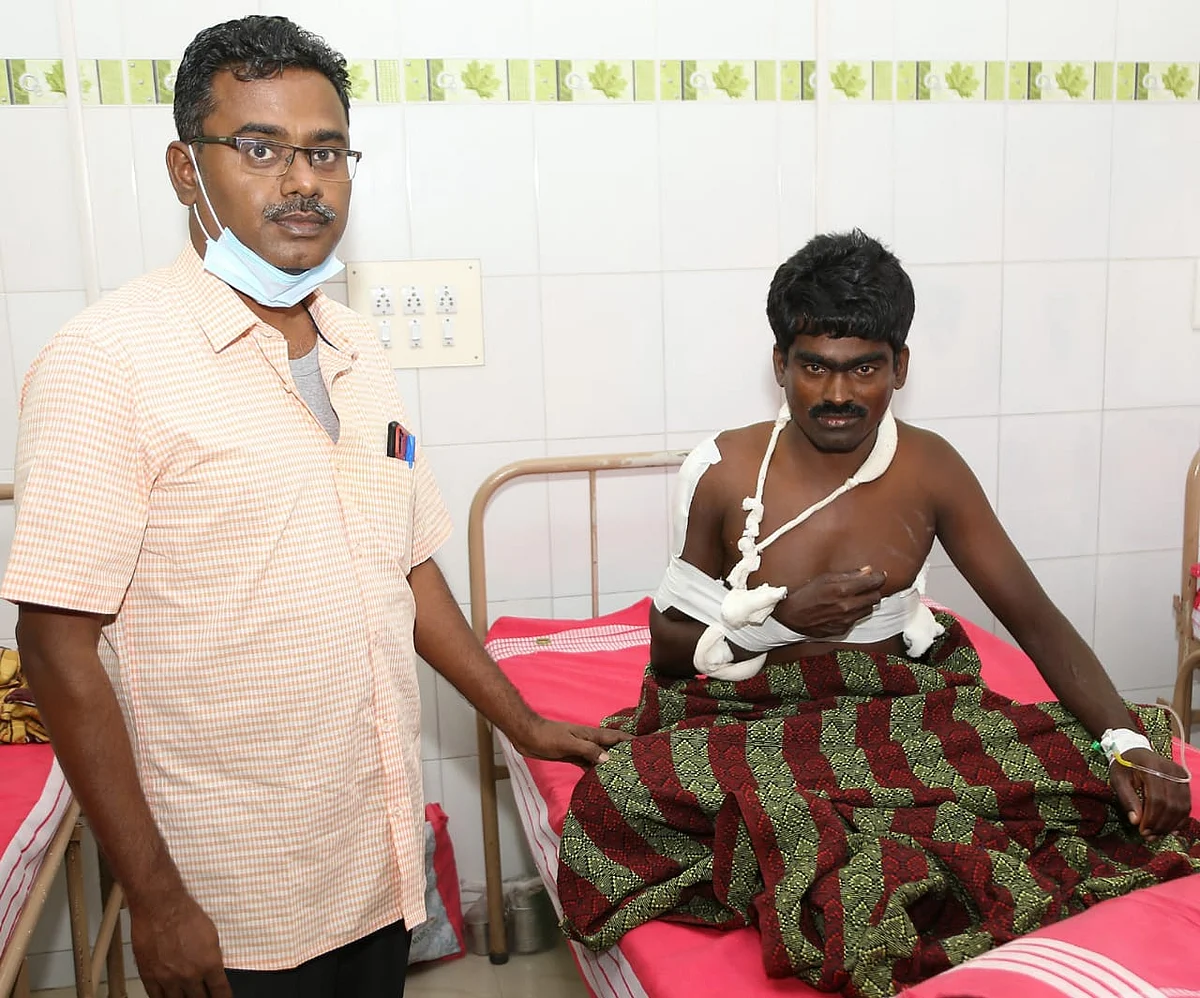 அய்யாத்துரையுடன் மருத்துவர் அருணாச்சலம்