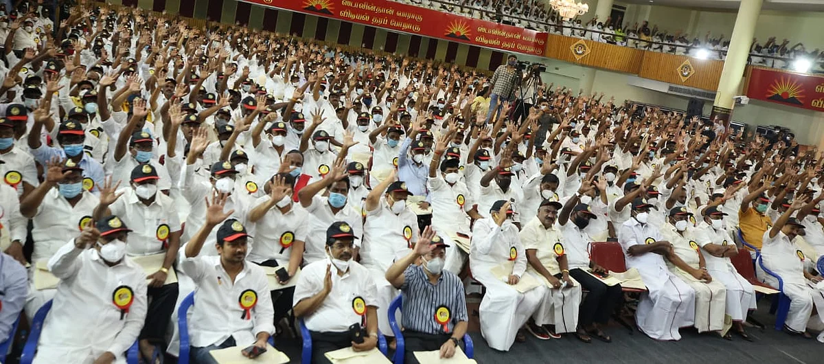 திமுக-வின் `ஸ்லீப்பர் செல்கள்’ திட்டம் முதல்`அம்மா மினி கிளினிக்’ மெகா குளறுபடிவரை கழுகார் அப்டேட்ஸ்