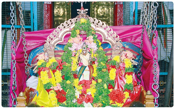 மாங்கல்ய வரம் தரும்
ஆண்டாளின் திருவீதியுலா