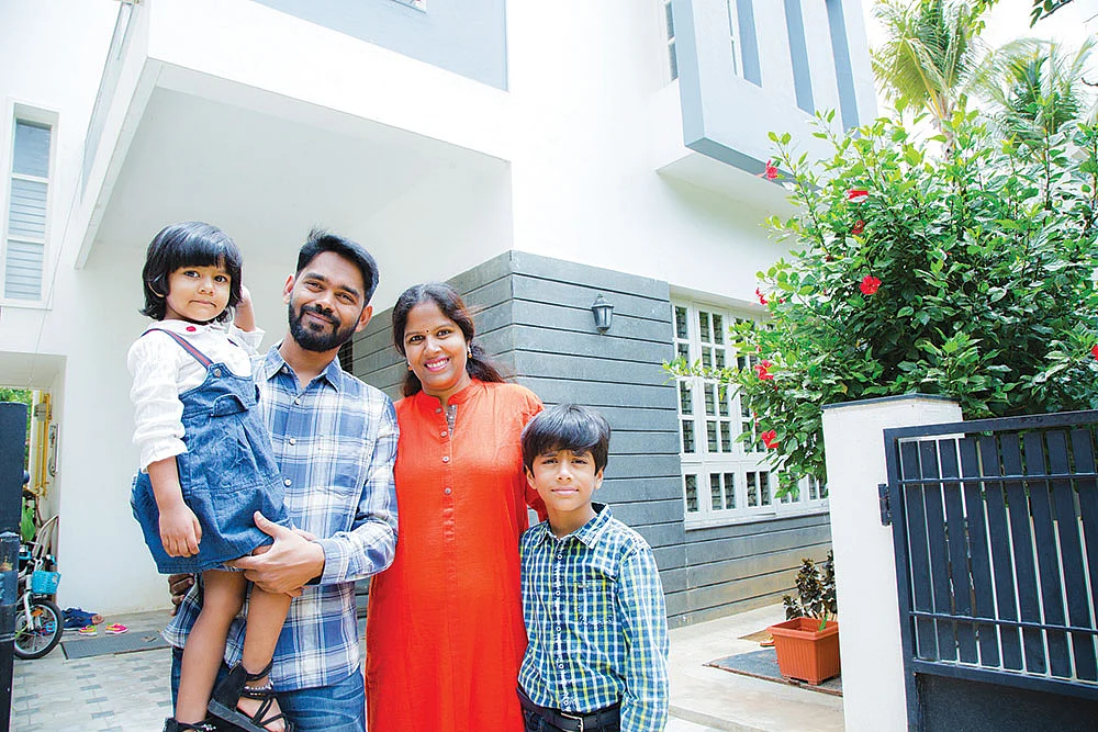 சொத்து வாங்கப் போகிறீர்களா... இவற்றையெல்லாம் கவனிக்கத் தவறாதீர்கள்! - வழிகாட்டும் ஆலோசனைகள்..!