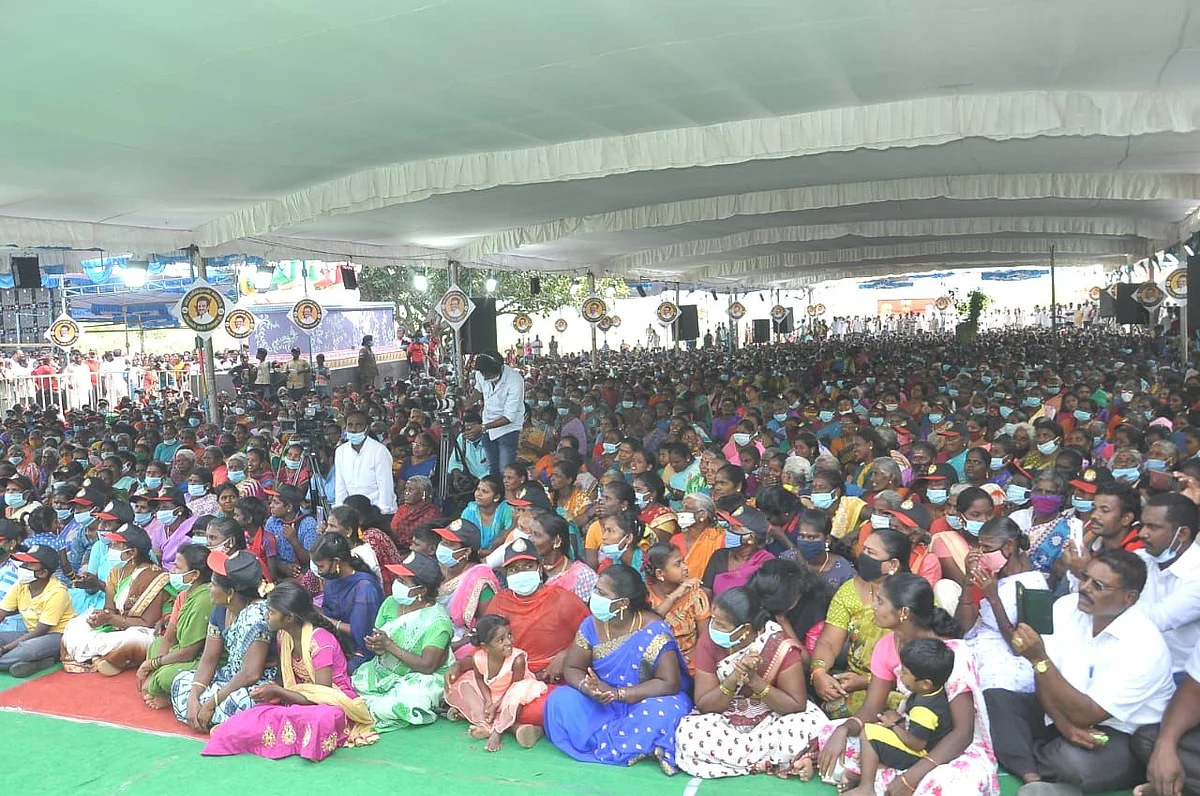 கிராமசபையில் கலந்துகொண்டவர்கள்