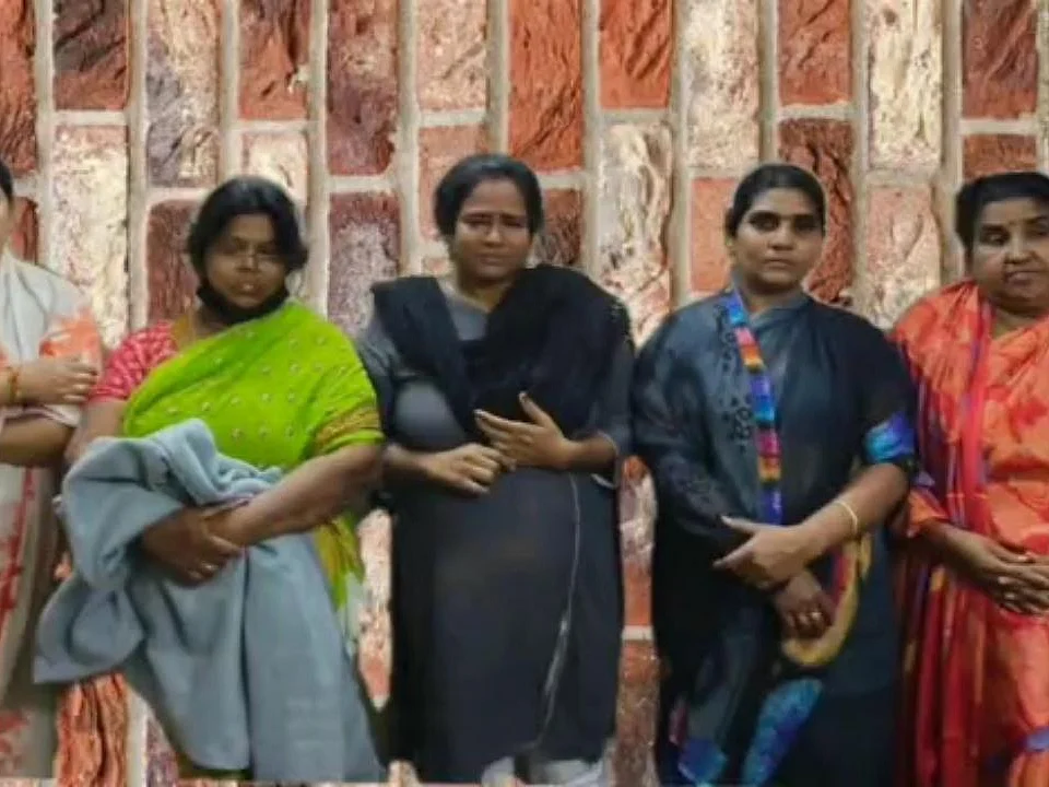 மதுரையில் கொடூரம் : `13 வயது சிறுமி; 3 வருடங்கள்..! - பாலியல் தொழிலில் தள்ளிய உறவினர்