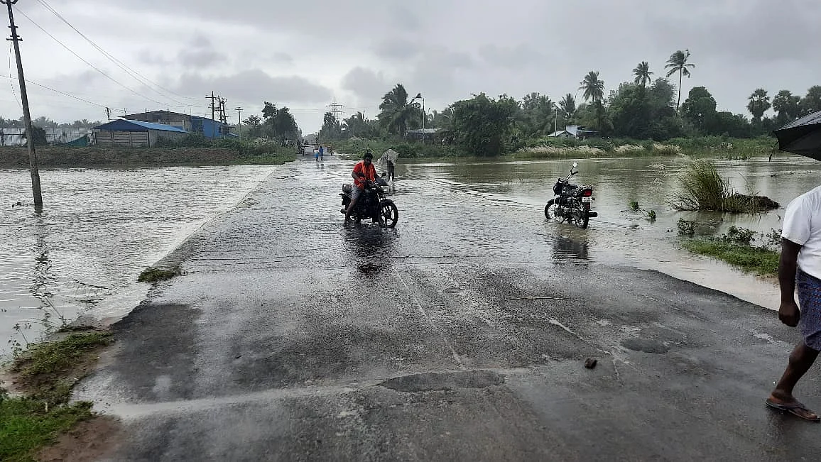 மழைநீர்