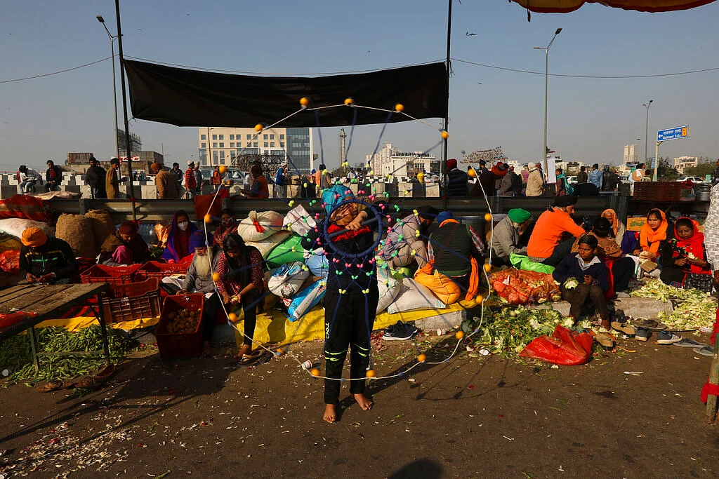 Delhi farmer protest