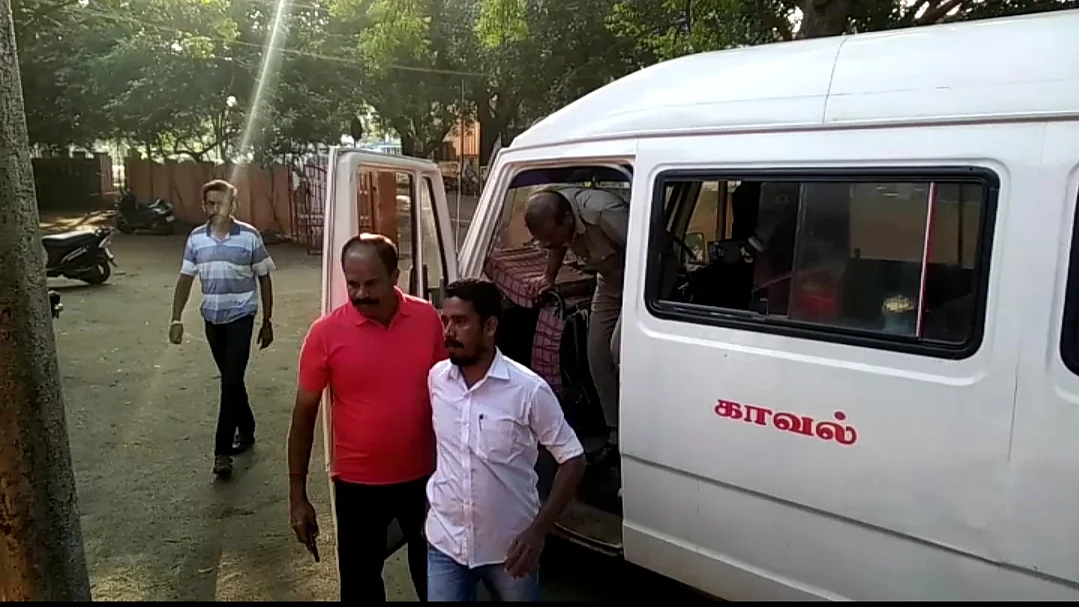 வெடிகுண்டு மிரட்டல்