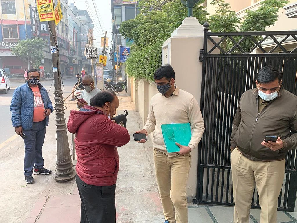 டெல்லி போராட்டத்தில் கலந்துகொள்ள வந்த அய்யாக்கண்ணு