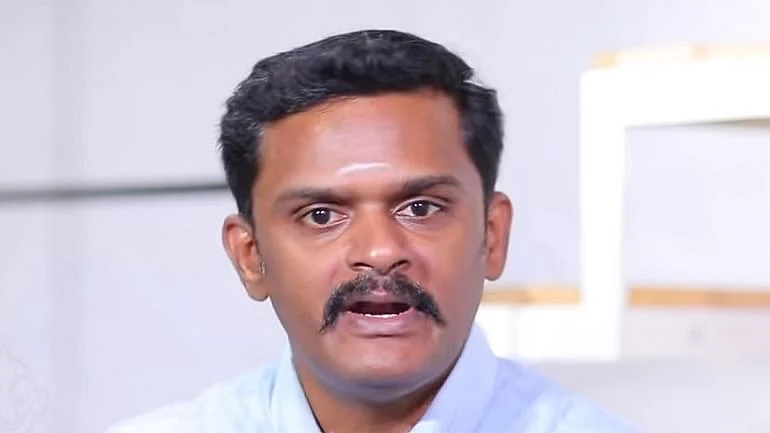 திமுக-வின் `ஸ்லீப்பர் செல்கள்’ திட்டம் முதல்`அம்மா மினி கிளினிக்’ மெகா குளறுபடிவரை கழுகார் அப்டேட்ஸ்