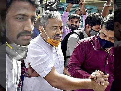 போலி ஜோதிடர் யுவராஜ் சுவாமி
