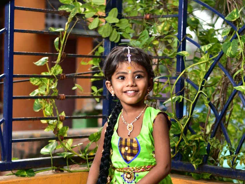 பெண் குழந்தைகளைக் கொண்டாடும் தென் மாவட்ட சிறுவீட்டுப் பொங்கல்! (சிறப்பு படங்கள்)