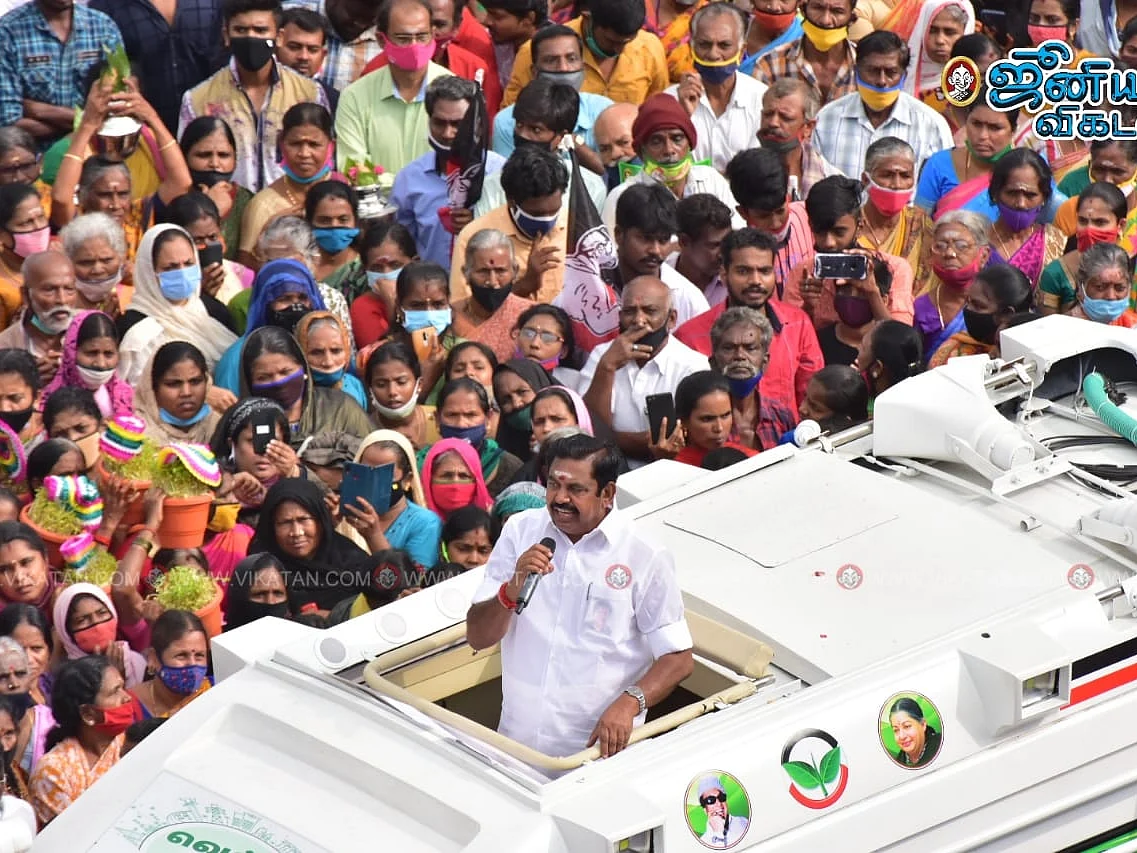 `தன்னைப் பார்த்து மக்கள் சிரிப்பதைக்கூட அவர் உணர்வதில்லை!' - ஸ்டாலினைக் கலாய்த்த எடப்பாடி