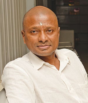 சிவகணேஷ்