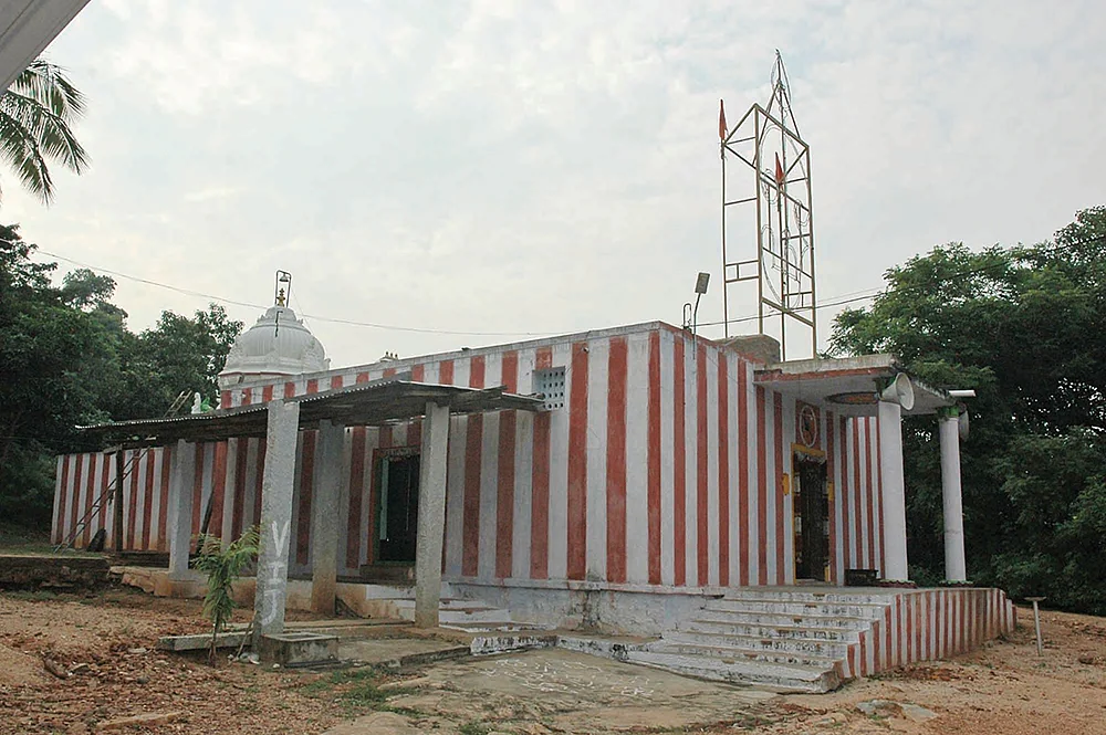 ஈசன் மலை முருகன்