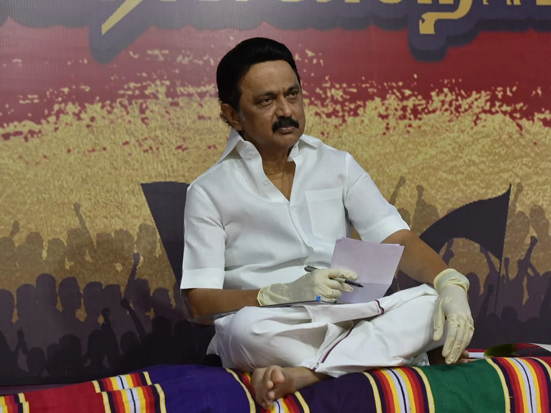 `வீடியோ ஷூட்டிங்... டெஸ்ட்வைத்த ஸ்டாலின்!’ -ஈரோடு தி.மு.க கிராமசபைக் கூட்ட லைவ் ரிப்போர்ட்