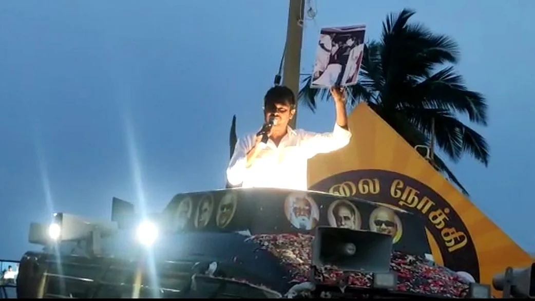 பிரசாரத்தில் உதயநிதி ஸ்டாலின்