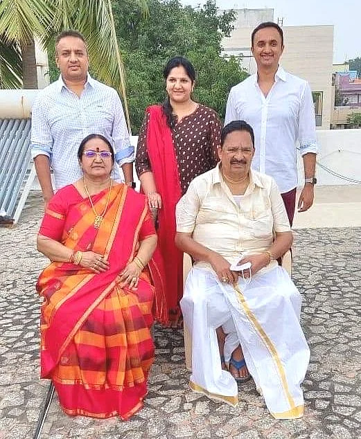 குடும்பத்துடன் காந்தி