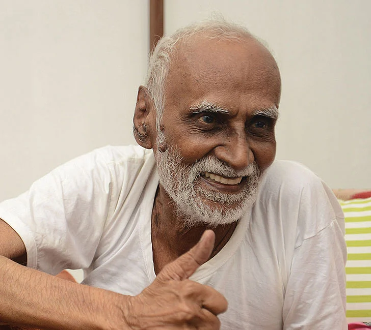 “ஆளுறவங்க தனக்குன்னு எதையும் எடுத்துக்கக் கூடாது!”