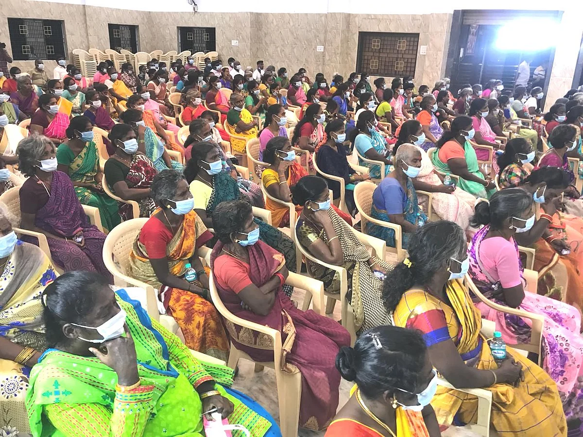 நிகழ்ச்சியில் கலந்து கொண்டவர்கள்