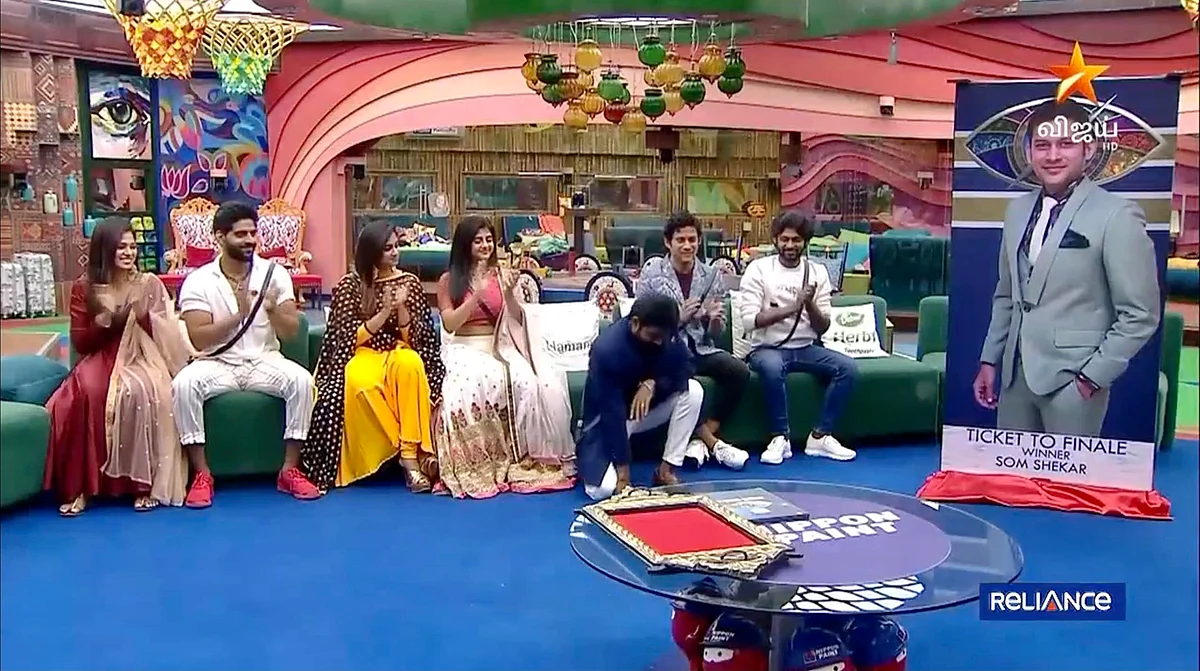 Bigg boss tamil ticket to finale