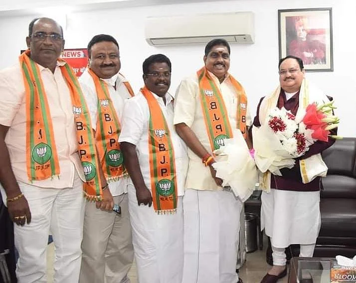 பா.ஜ.க தேசிய தலைவர் ஜே.பி நட்டாவுடன் நமச்சிவாயம