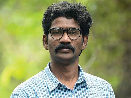 ஏழ்மையில் பிறந்தது எனதுஇசை!
