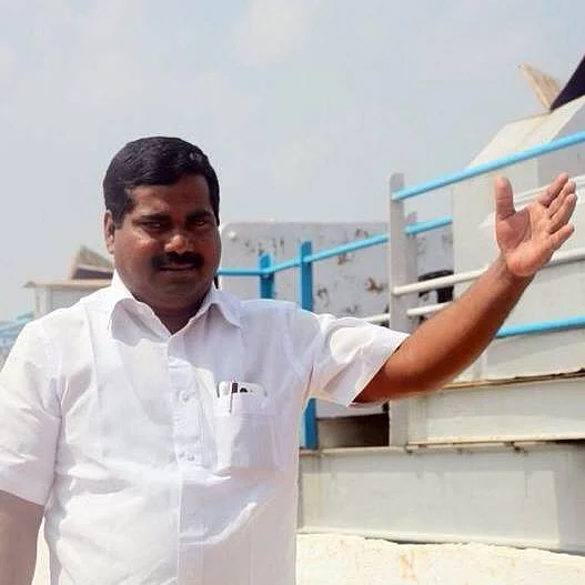 இளங்கீரன்