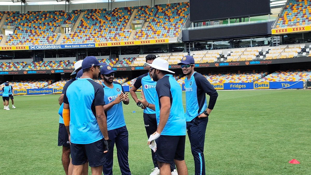 #AUSvIND